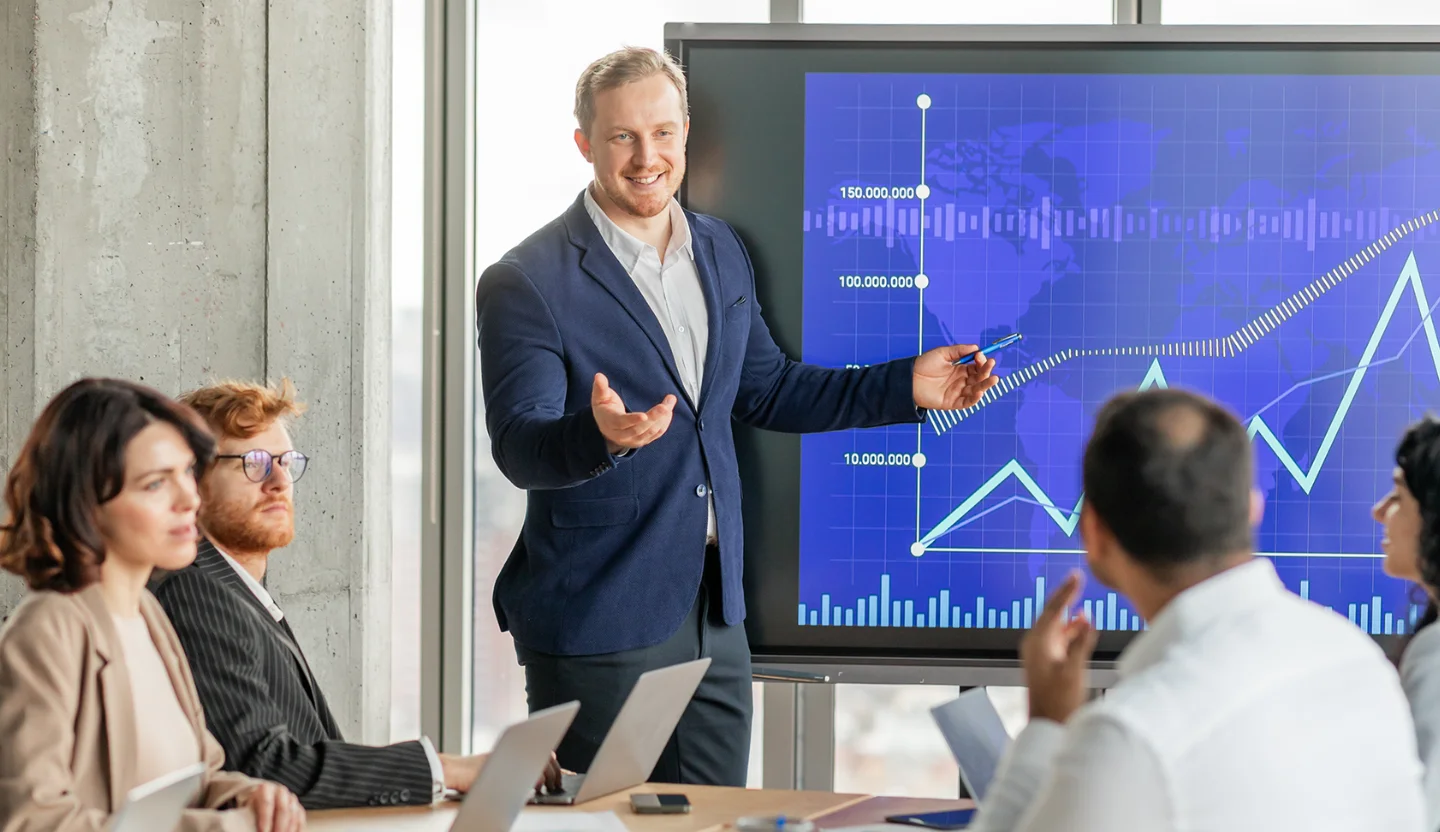 Financial services growth analytics presentation
