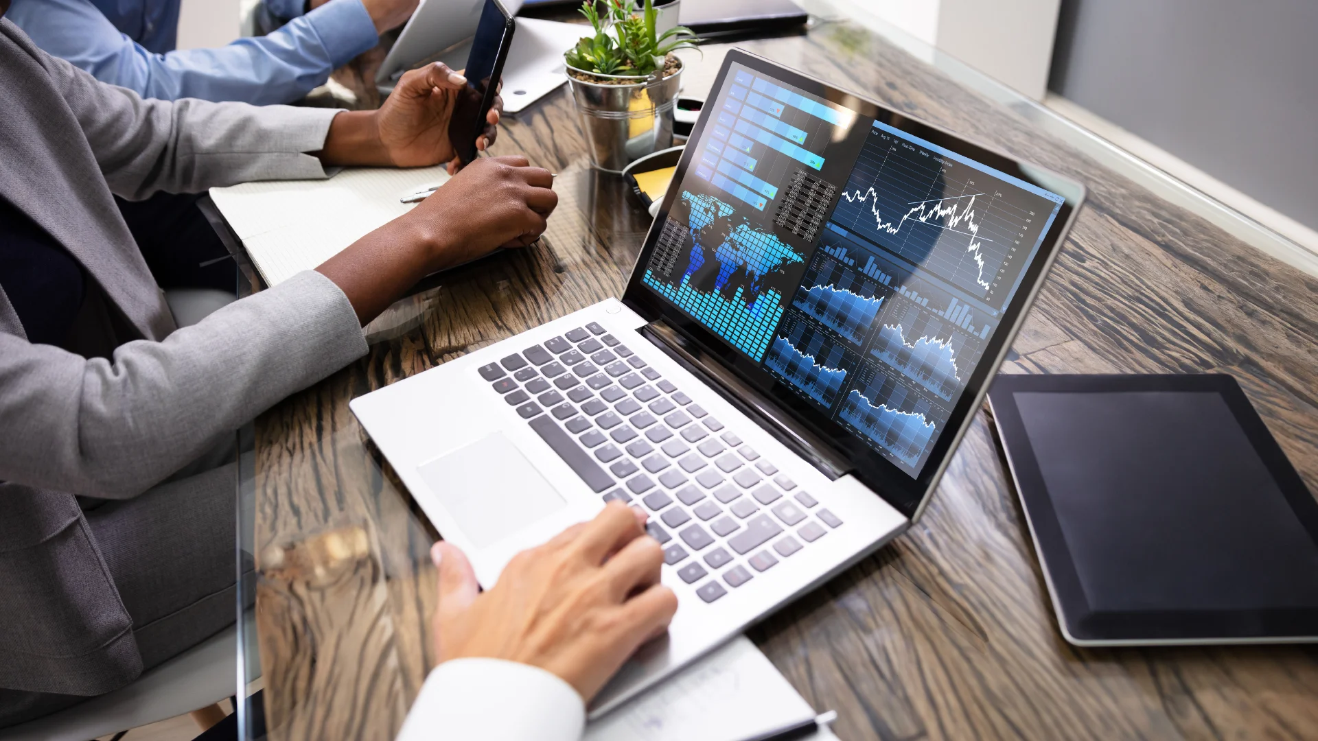 Data readiness on mobile