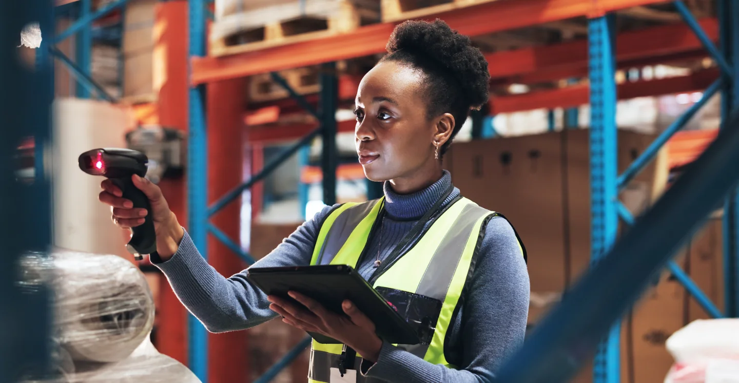 Distribution center scanning